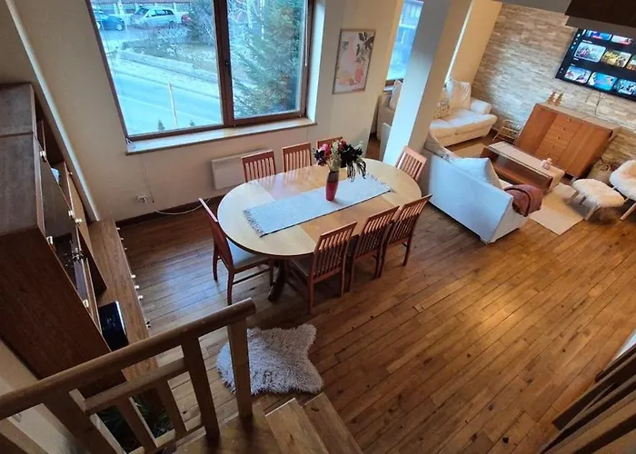 Libell - 3 Bedroom Penthouse Only 700 Meters From Lift Apartment Bansko