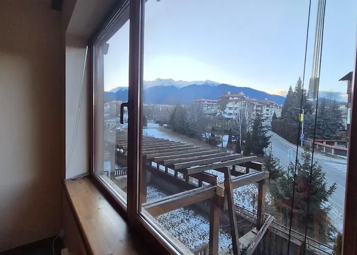 Libell - 3 Bedroom Penthouse Only 700 Meters From Lift