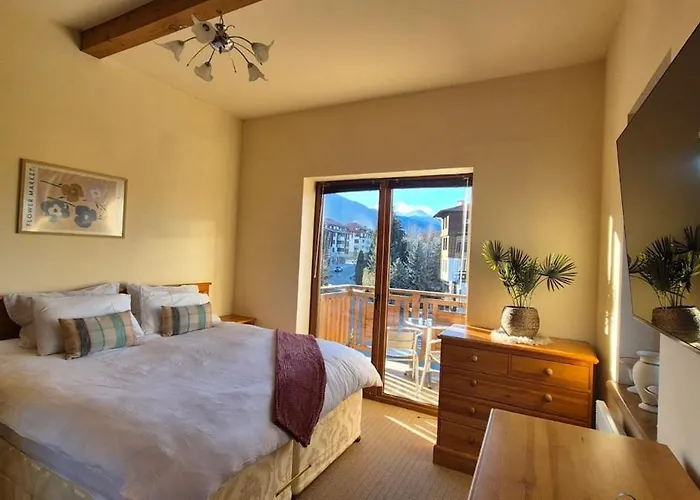 Апартамент Libell - 3 Bedroom Penthouse Only 700 Meters From Lift Банско