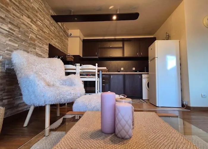 Libell - 3 Bedroom Penthouse Only 700 Meters From Lift