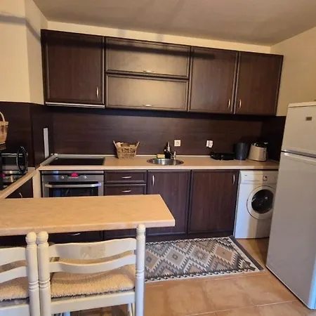 3 Bedroom Penthouse Only 700 Meters From Lift バンスコ