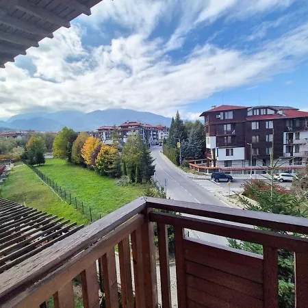 3 Bedroom Penthouse Only 700 Meters From Lift バンスコ