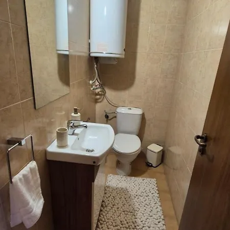 Libell - 3 Bedroom Penthouse Only 700 Meters From Lift