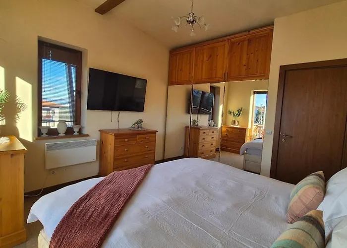 Apartment Libell - 3 Bedroom Penthouse Only 700 Meters From Lift Bansko