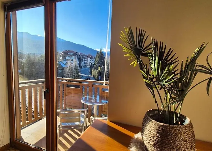 Libell - 3 Bedroom Penthouse Only 700 Meters From Lift